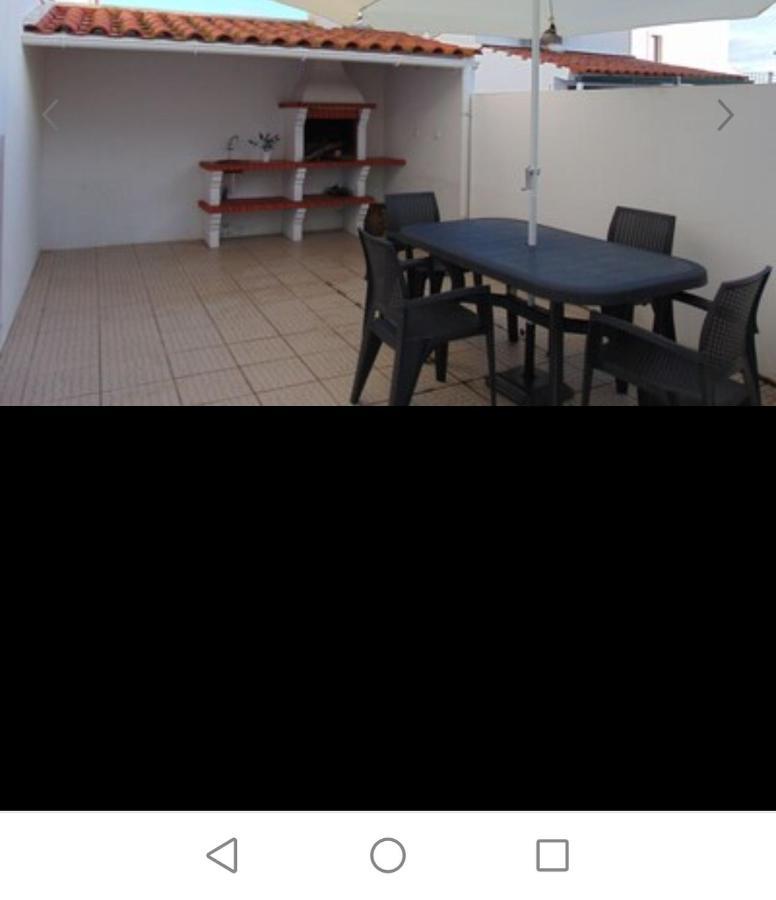 فيلا Casinha Res Do Chao Na Nazare Com Quintal E Barbecue المظهر الخارجي الصورة
